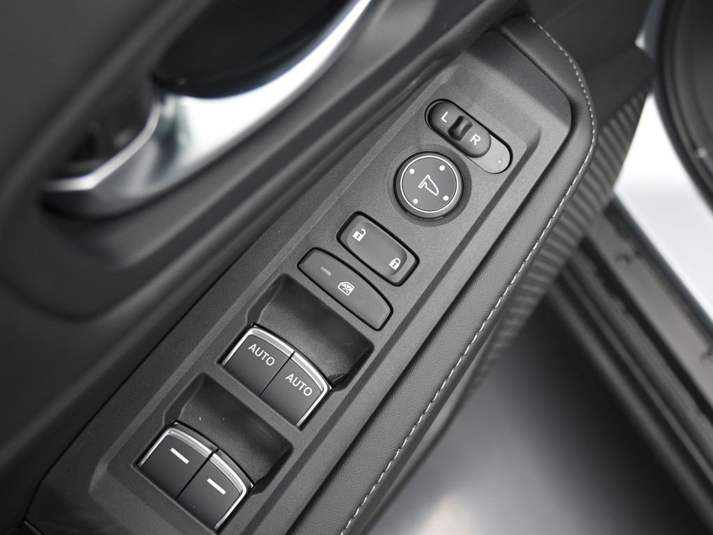 New 2025 Honda Accord Sport image 31