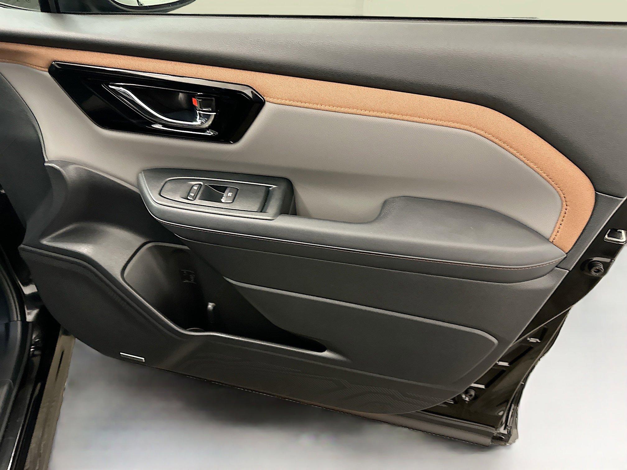 Used 2025 Subaru Forester Sport image 33