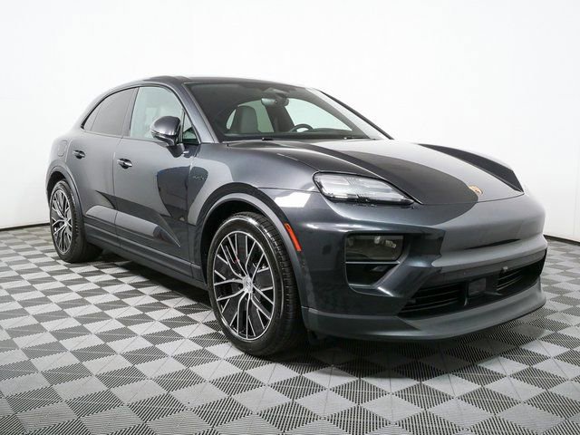 New 2026 Porsche Macan 4S Electric image 27