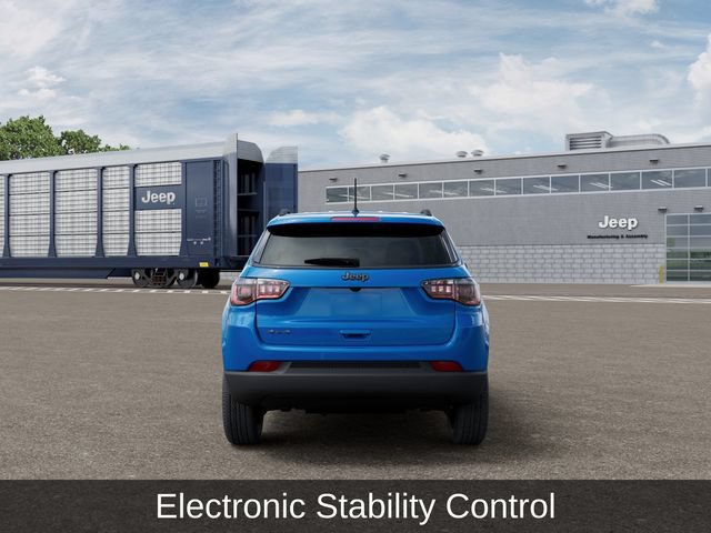 New 2026 Jeep Compass Latitude w/ Quick Order Package 29K AWD/4WD image 11