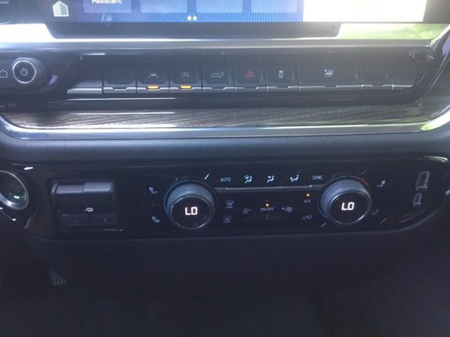 Used 2025 Chevrolet Silverado 1500 RST AWD/4WD image 17