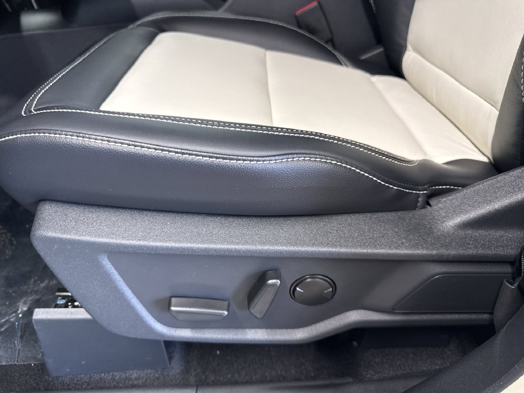 New 2026 Ford Bronco Outer Banks w/ Sasquatch Package AWD/4WD image 14