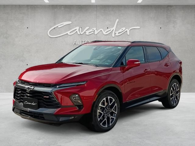 Used 2025 Chevrolet Blazer RS FWD image 1