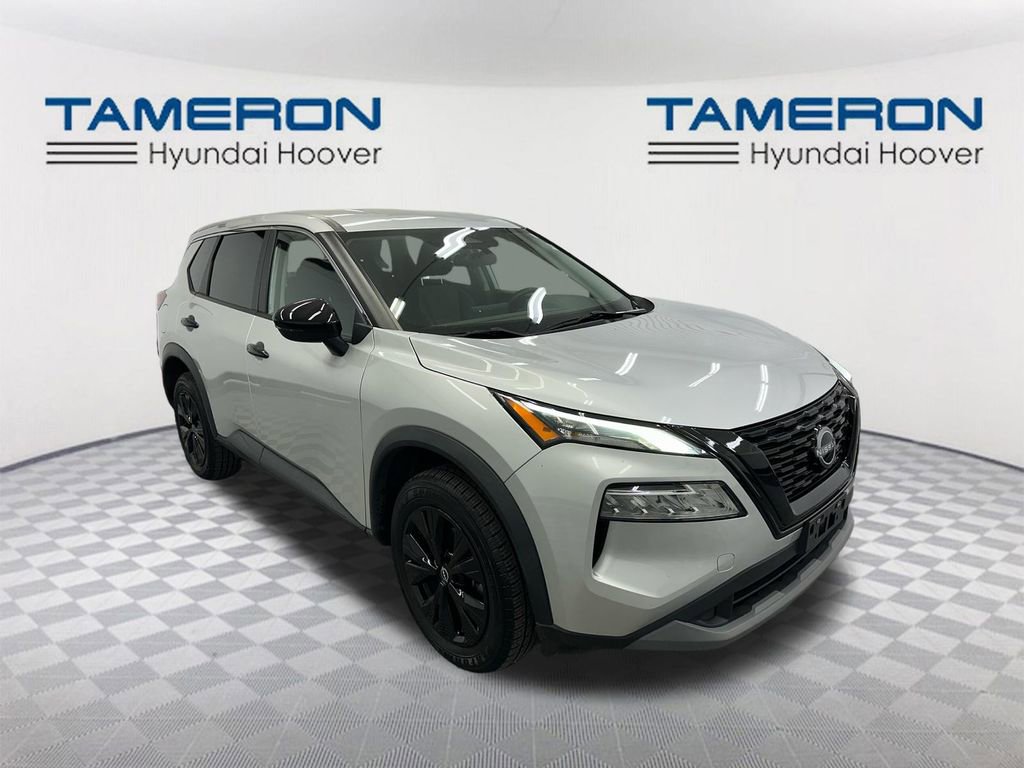 Used 2022 Nissan Rogue SV image 7