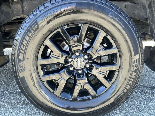 Certified 2023 Nissan Frontier SV w/ Midnight Edition Package AWD/4WD image 11