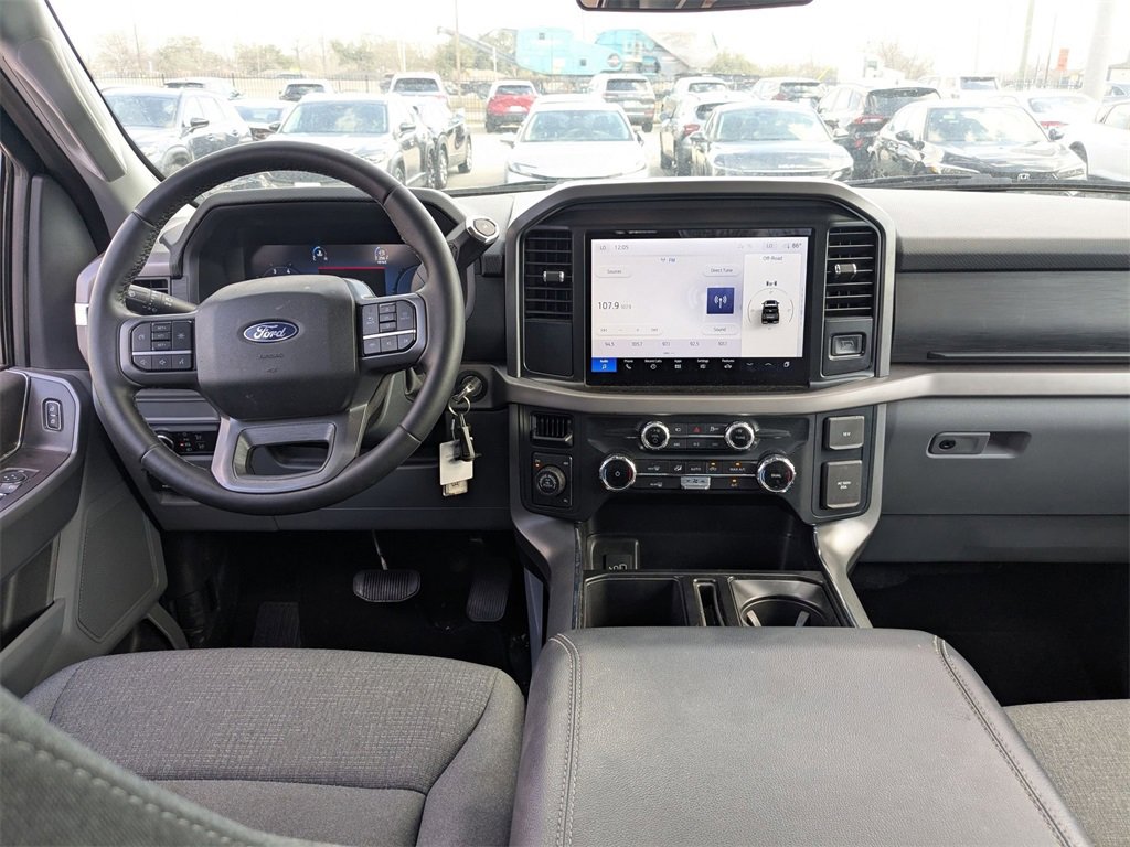 Used 2025 Ford F150 XLT w/ Equipment Group 301A Standard image 27