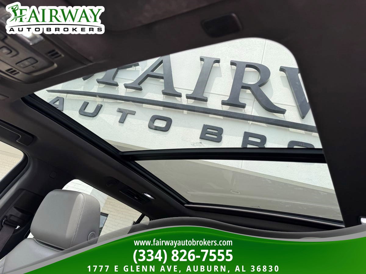 Used 2022 Chevrolet Tahoe LT w/ Luxury Package RWD image 25