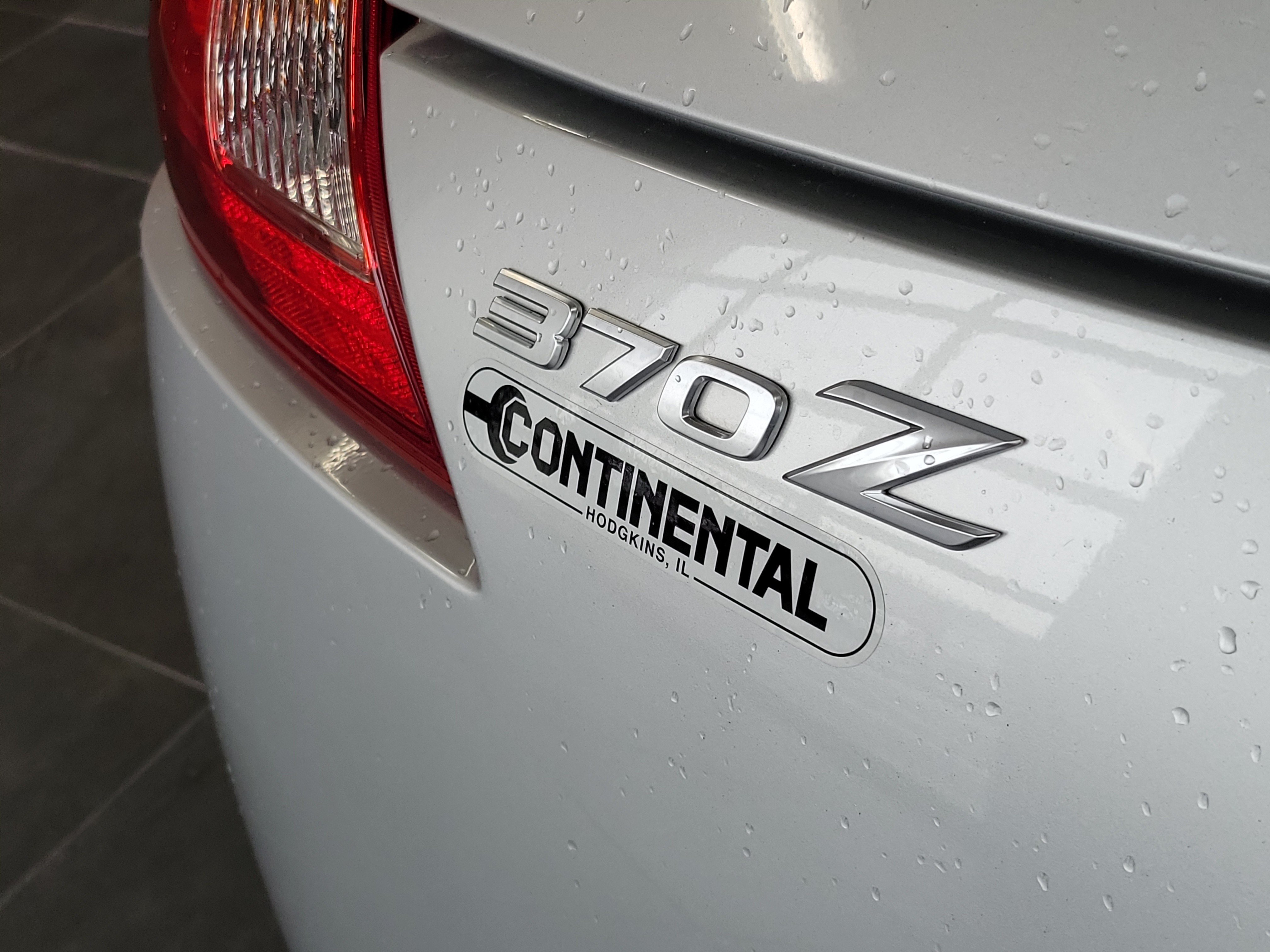 Used 2010 Nissan 370Z Coupe w/ Sport Pkg RWD image 10