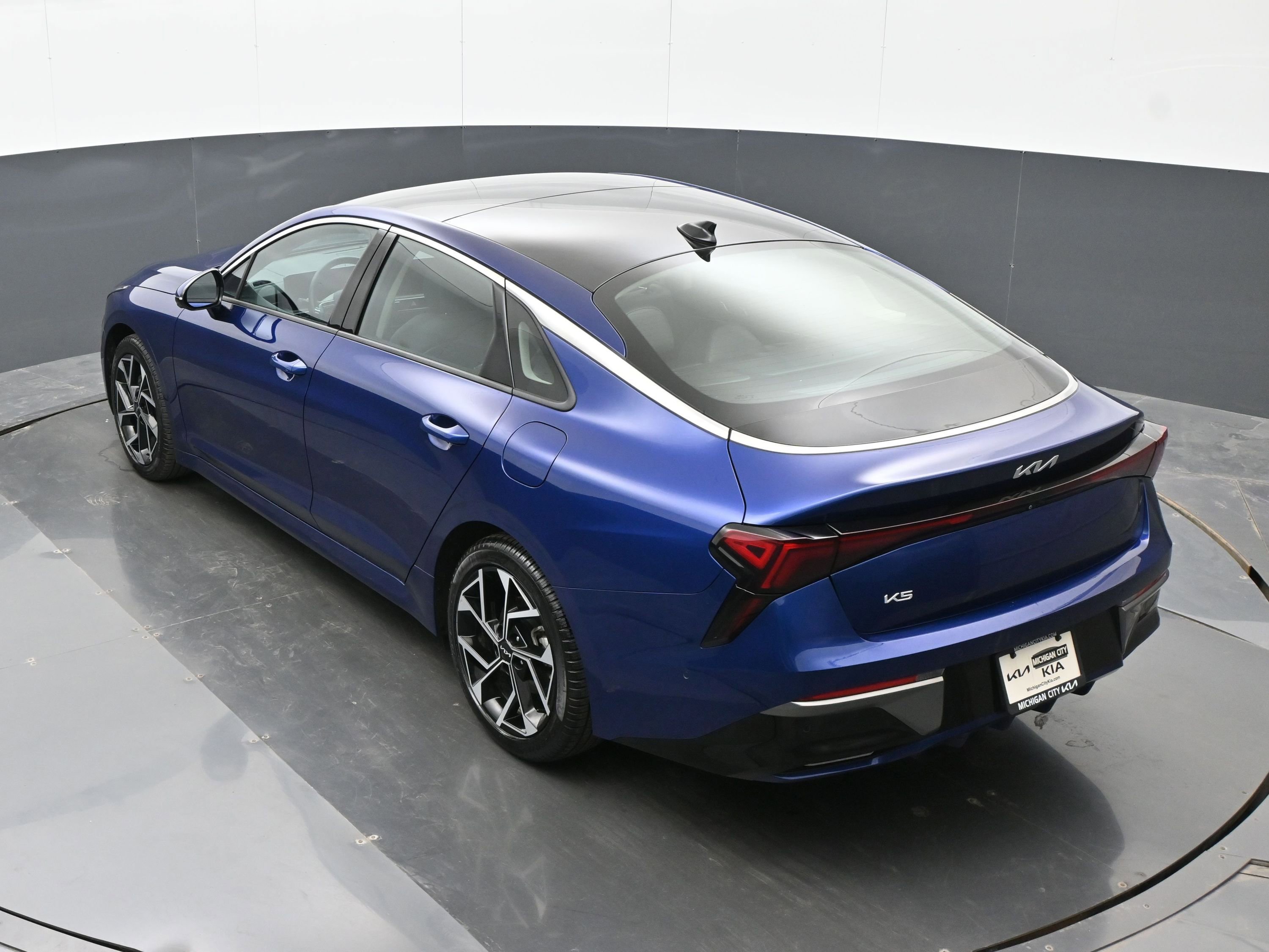 Used 2025 Kia K5 EX image 30