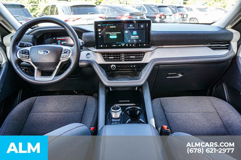 Used 2025 Ford Explorer Active RWD image 27