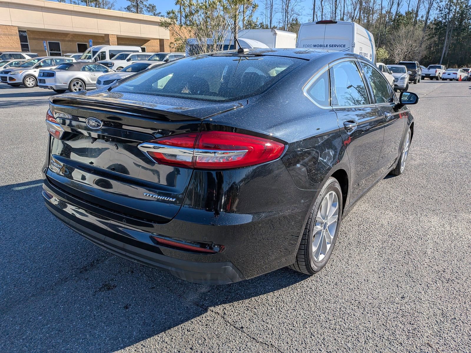 Used 2019 Ford Fusion Energi Titanium image 4