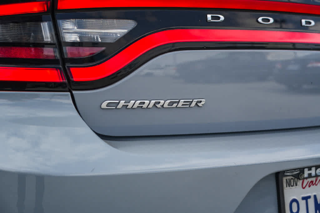 Used 2020 Dodge Charger R/T RWD image 9