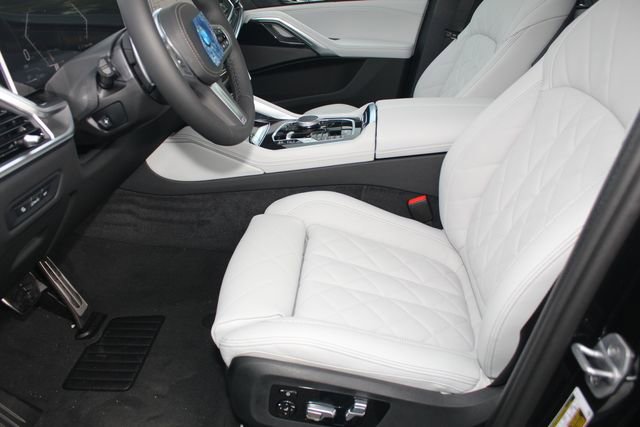 New 2026 BMW X6 xDrive40i image 19