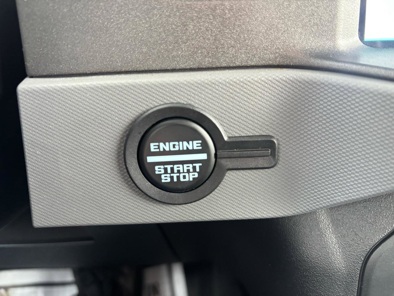 Used 2024 Ford Bronco Big Bend image 19