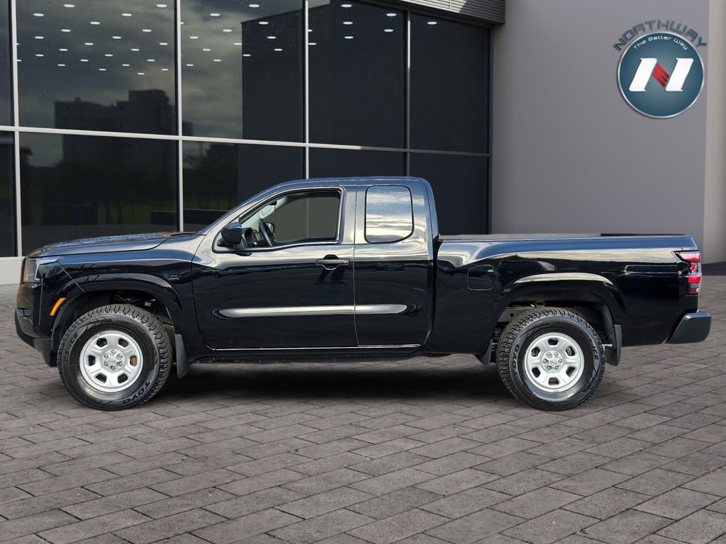 Used 2024 Nissan Frontier S AWD/4WD image 2