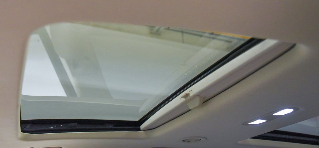 Used 2022 Buick Enclave Avenir w/ Trailering Package, 5000 lbs. image 35