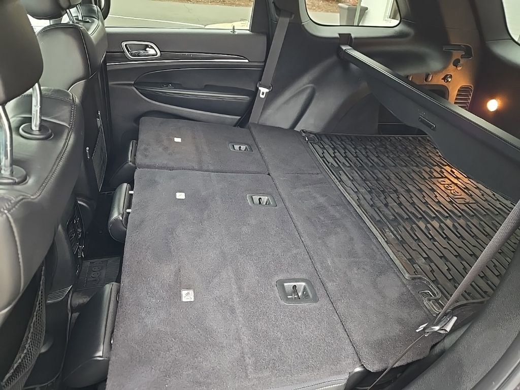 Used 2020 Jeep Grand Cherokee Limited image 47