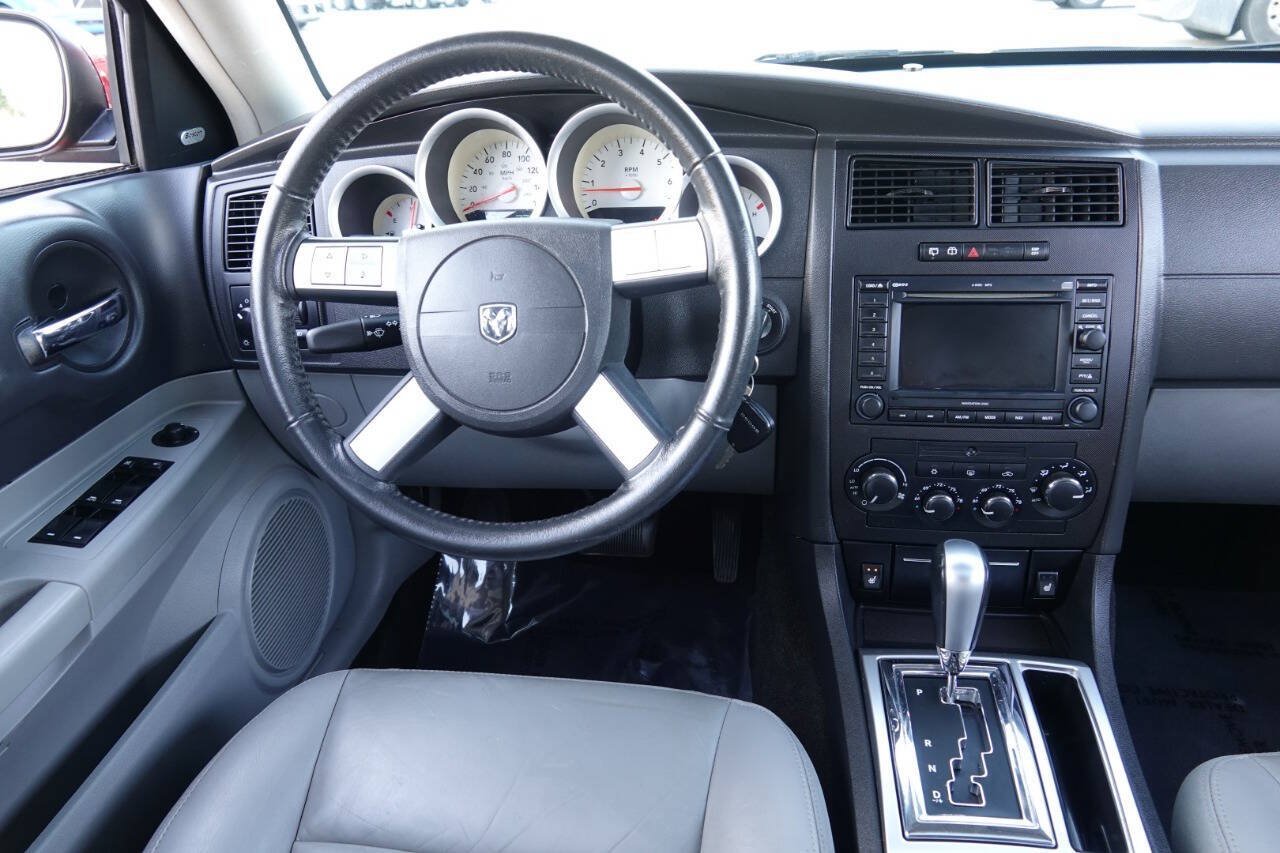 Used 2006 Dodge Magnum R/T w/ Convenience Group II RWD image 67