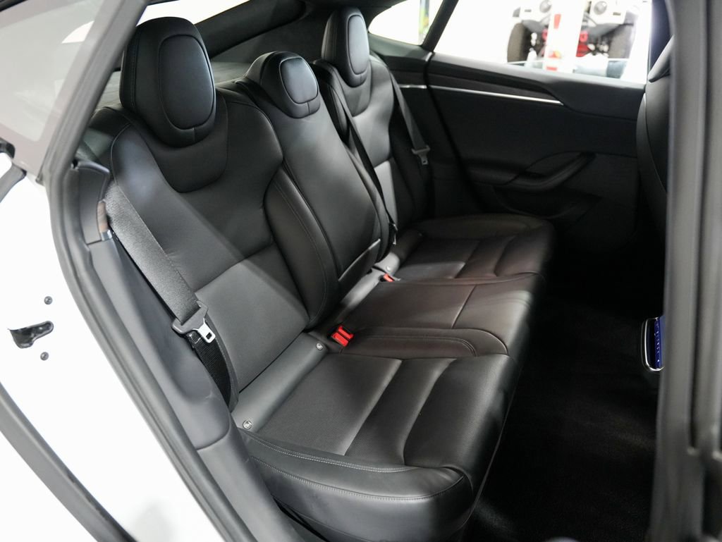 Used 2023 Tesla Model S AWD/4WD image 29