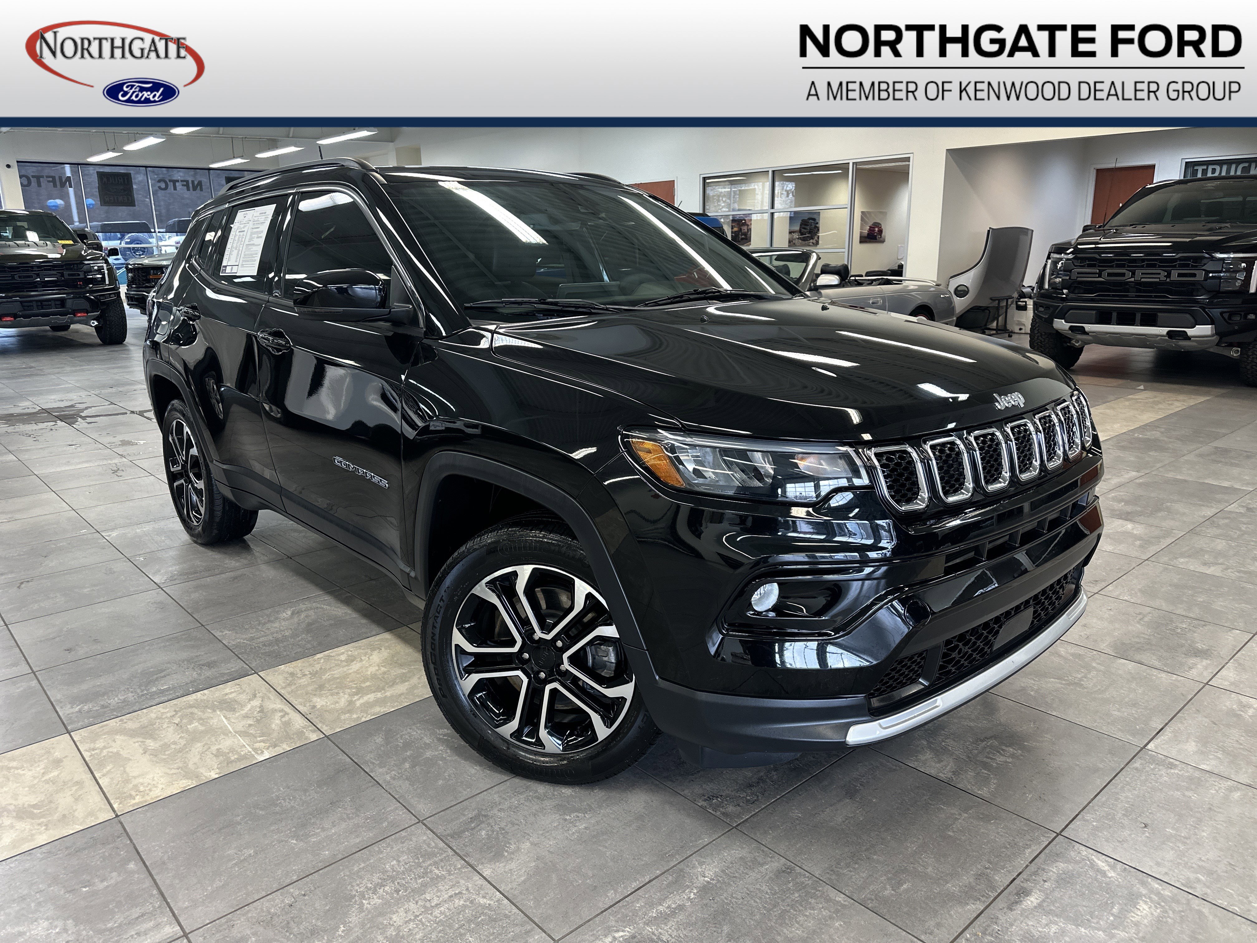 Used 2023 Jeep Compass Limited w/ Sun and Sound Group image 1