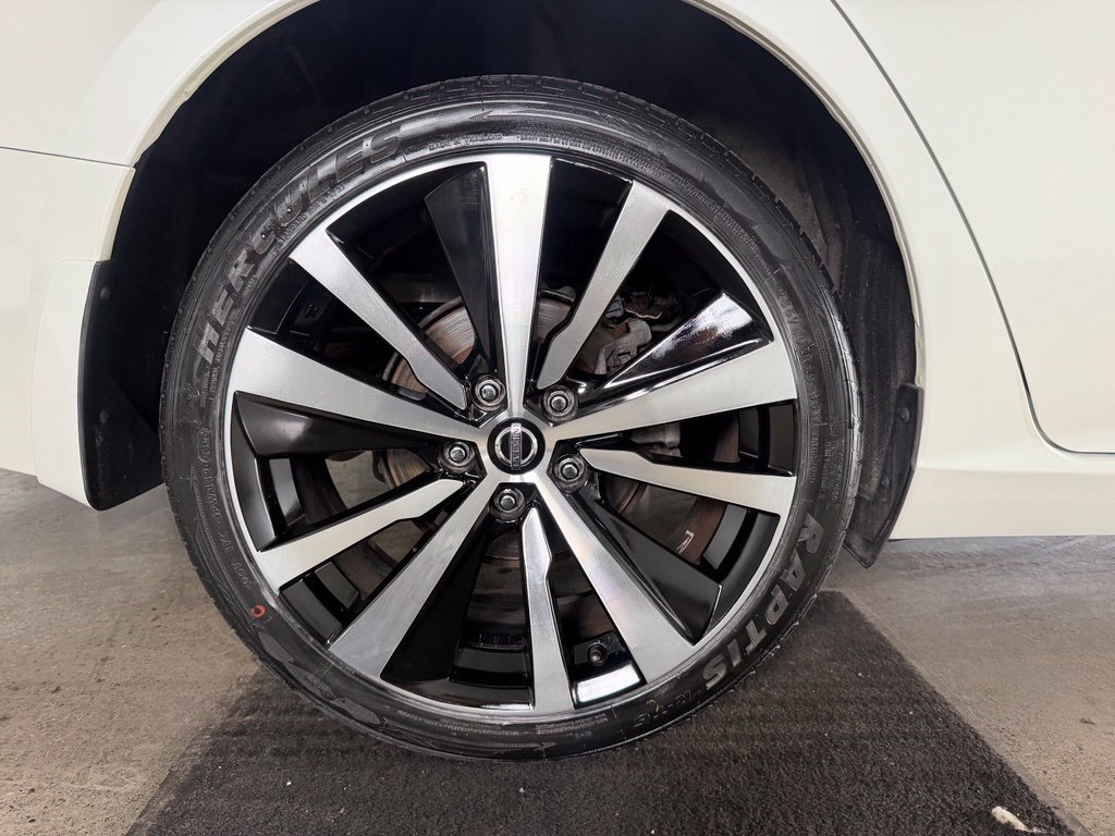 Used 2019 Nissan Altima 2.5 SR w/ SR Premium Package AWD/4WD image 26
