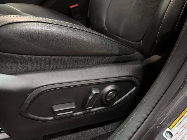 Certified 2024 Jeep Grand Cherokee L Altitude AWD/4WD image 13