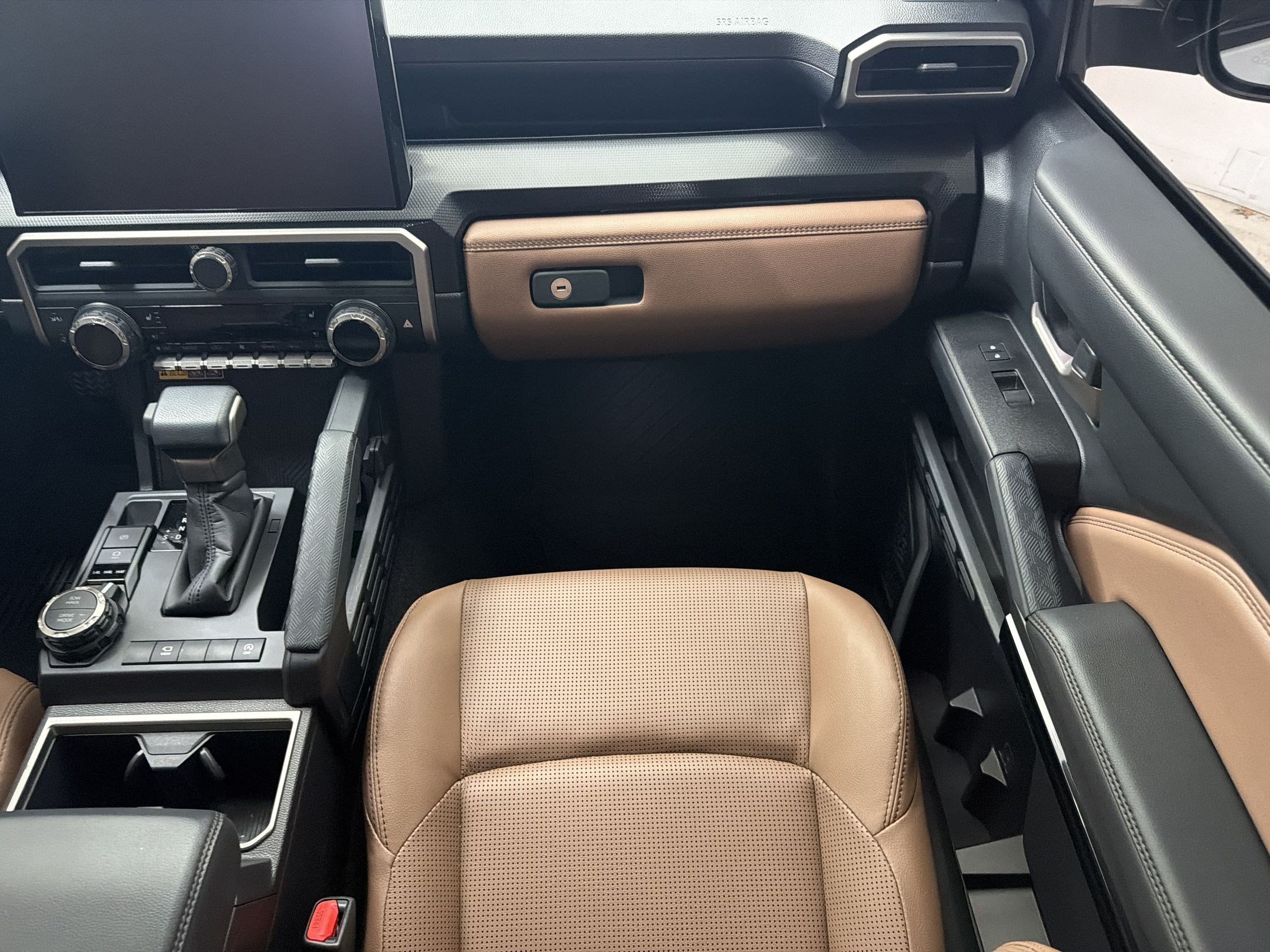 Used 2026 Toyota 4Runner Limited AWD/4WD image 28