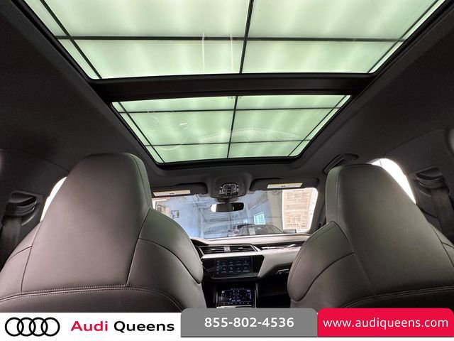 Certified 2023 Audi e-tron S Premium Plus w/ Black Optic Package image 17