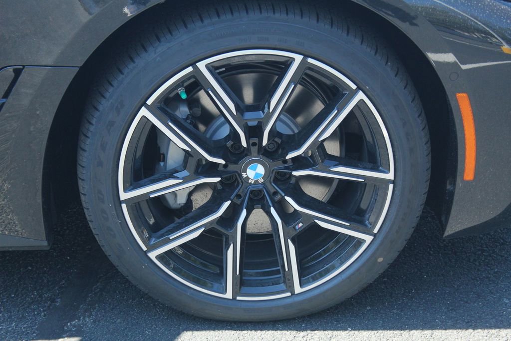 New 2026 BMW i4 xDrive40i w/ M Sport Package AWD/4WD image 12