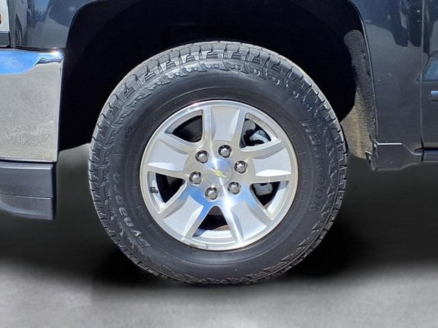 Used 2017 Chevrolet Silverado 1500 LT w/ All Star Edition AWD/4WD image 11