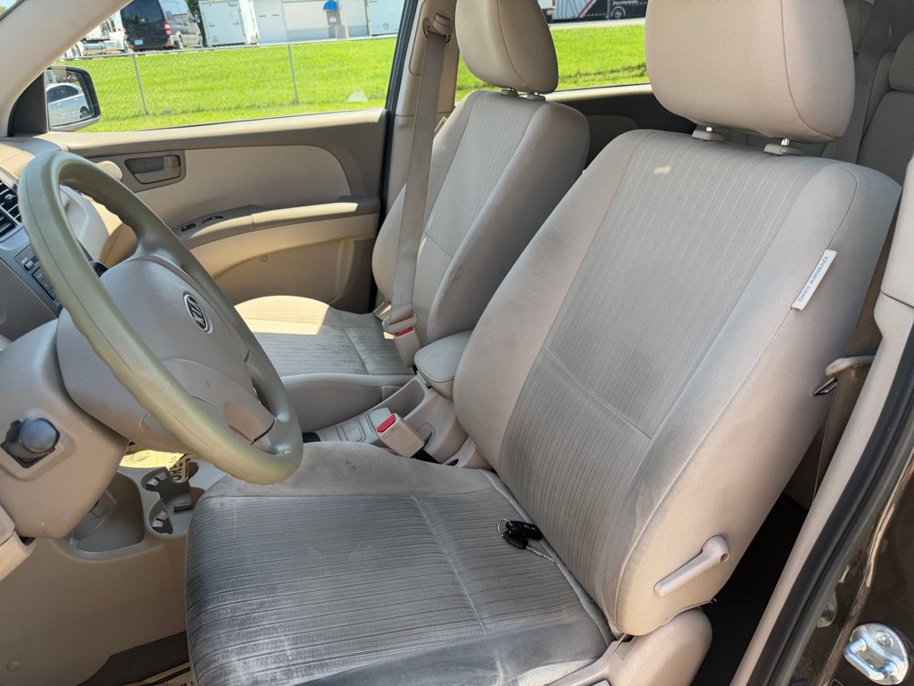 Used 2009 Kia Sportage LX FWD image 12