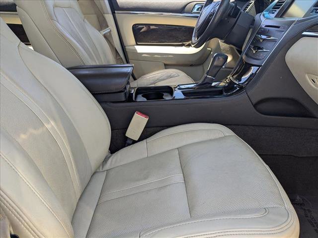 Used 2015 Lincoln MKS w/ Equipment Group 101A FWD image 19