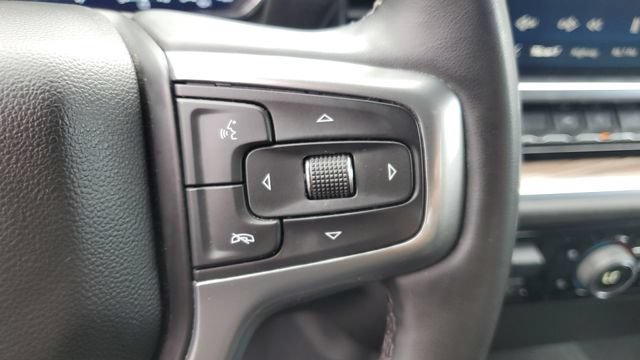 Used 2023 Chevrolet Silverado 1500 RST AWD/4WD image 9
