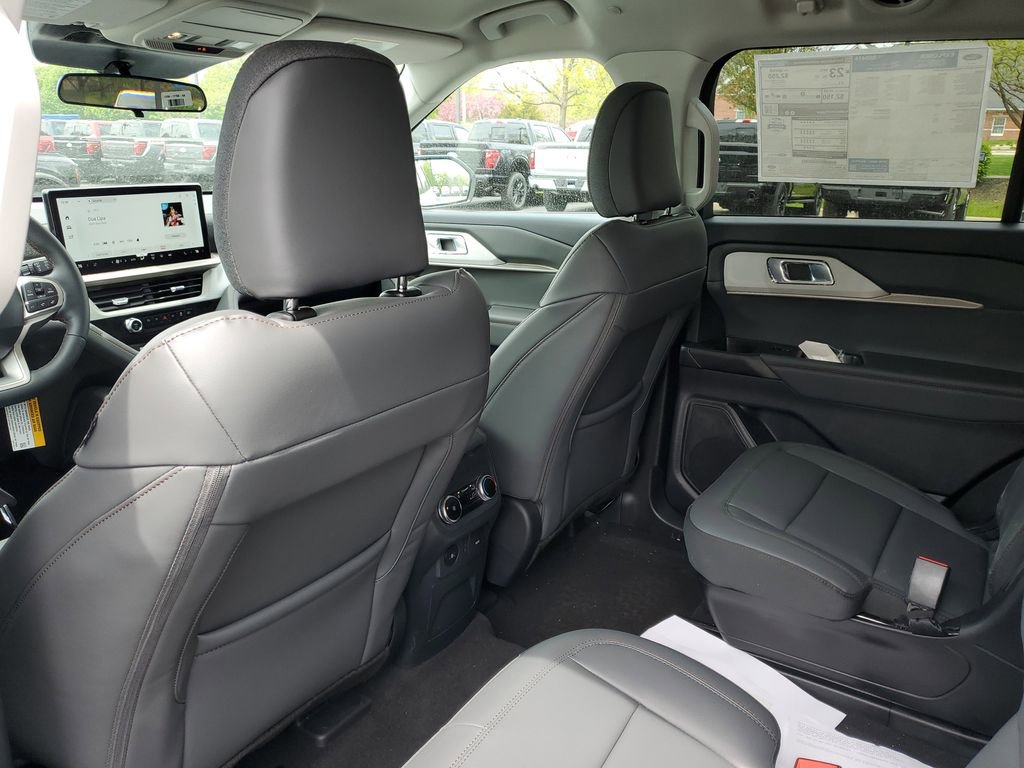 New 2026 Ford Explorer Active AWD/4WD image 29