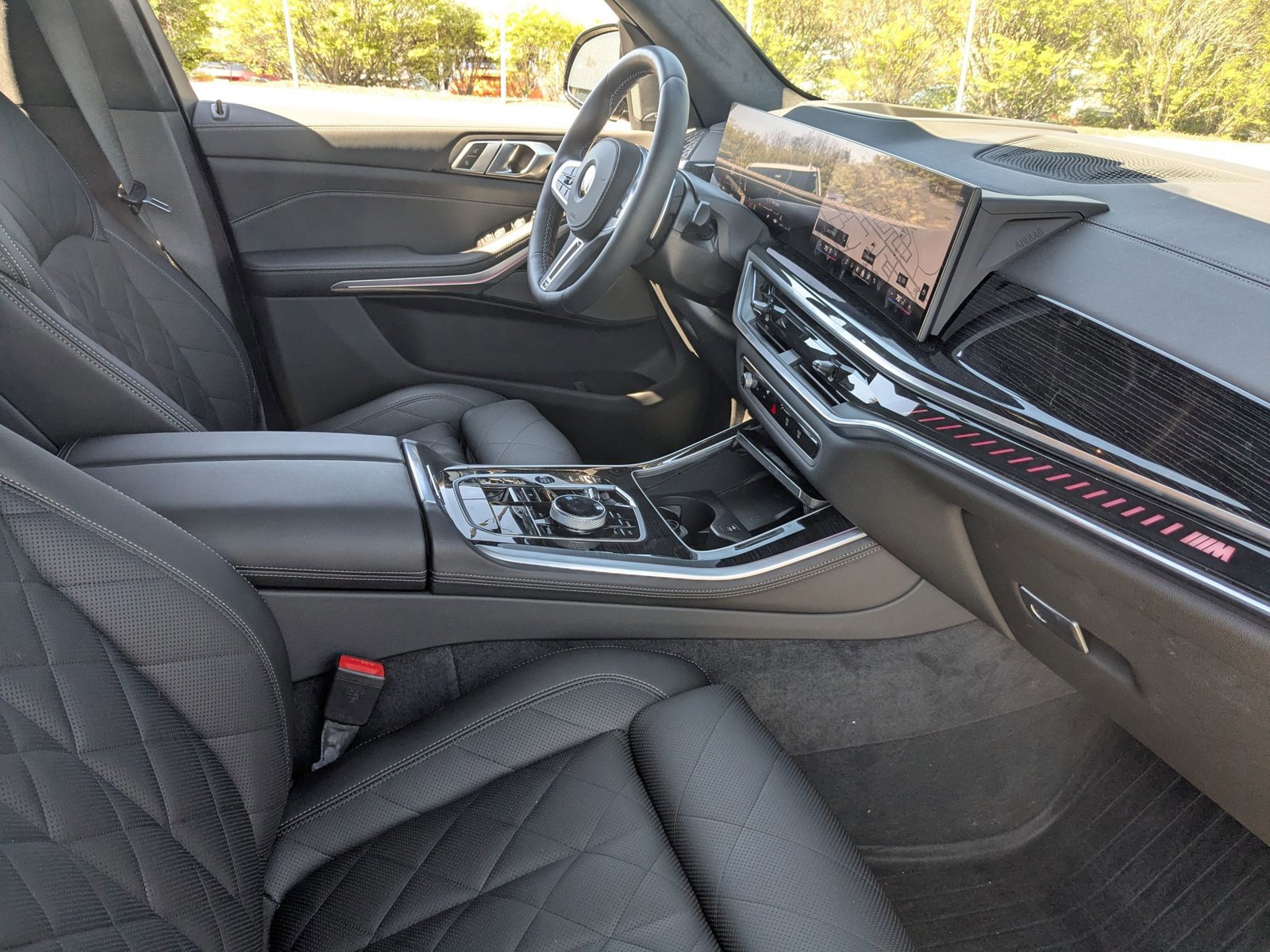 Used 2025 BMW X5 M60i w/ Executive Package image 24