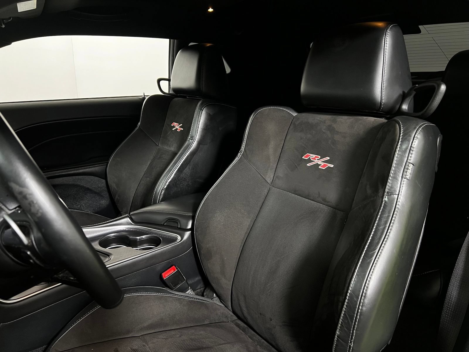 Used 2015 Dodge Challenger R/T Scat Pack w/ Leather Interior Group RWD image 13