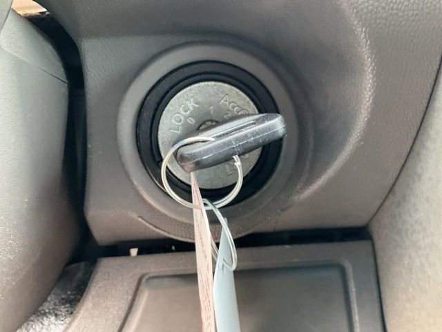 Used 2015 Nissan Frontier SV w/ SV Value Truck Package image 12