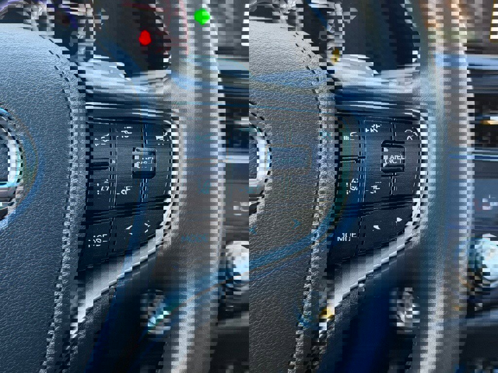 Certified 2025 Lexus ES 300h w/ Premium Package image 27