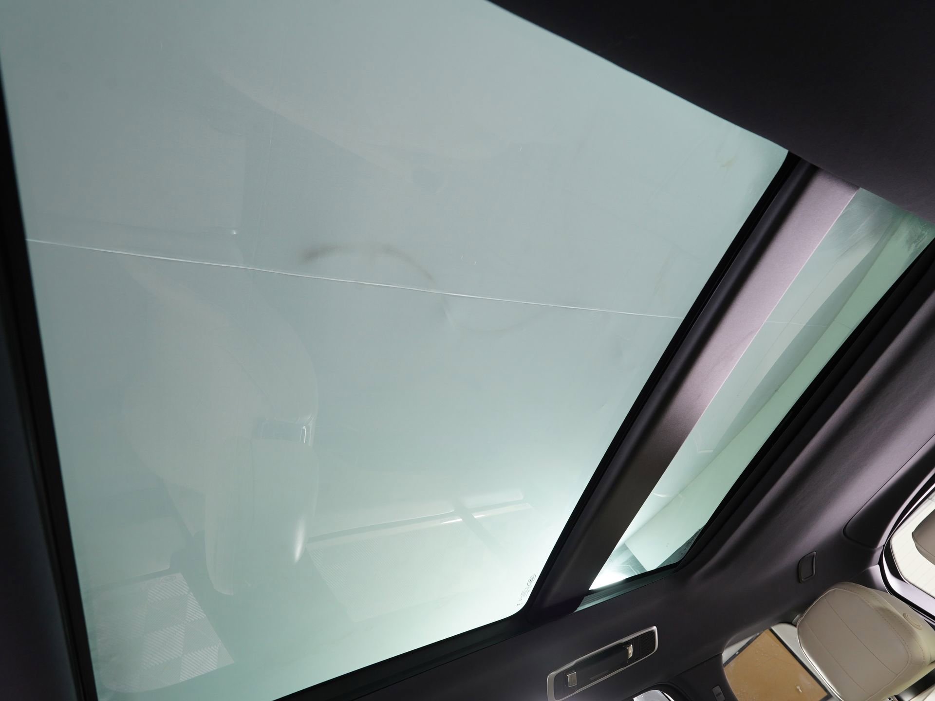 Used 2023 Land Rover Range Rover SE image 14