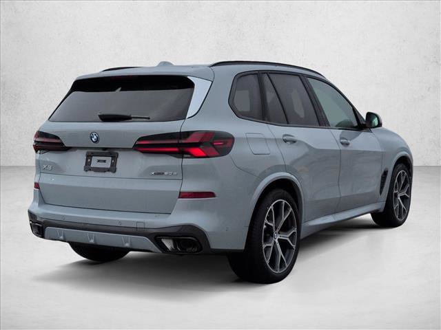 Used 2026 BMW X5 xDrive50e w/ M Sport Package AWD/4WD image 2