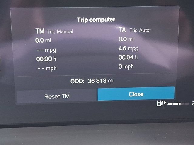 Used 2022 Volvo XC60 B5 Momentum w/ Climate Package AWD/4WD image 25