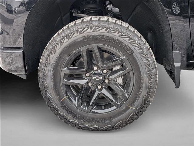 New 2026 Chevrolet Silverado 1500 Custom Trail Boss w/ Midnight Edition image 15