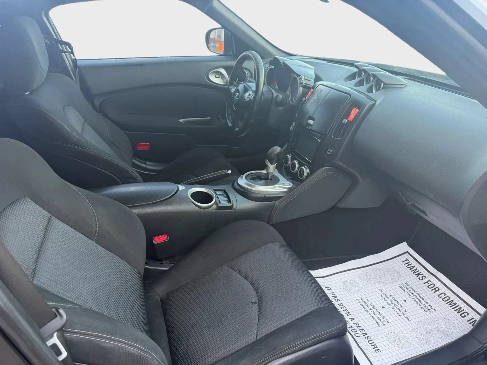Used 2015 Nissan 370Z Coupe RWD image 15