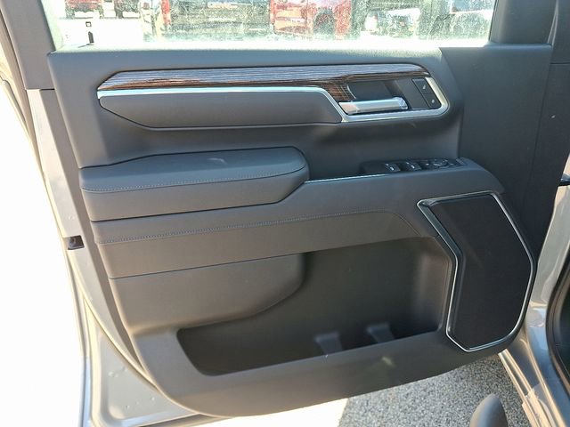 New 2026 GMC Sierra 2500 SLE image 13