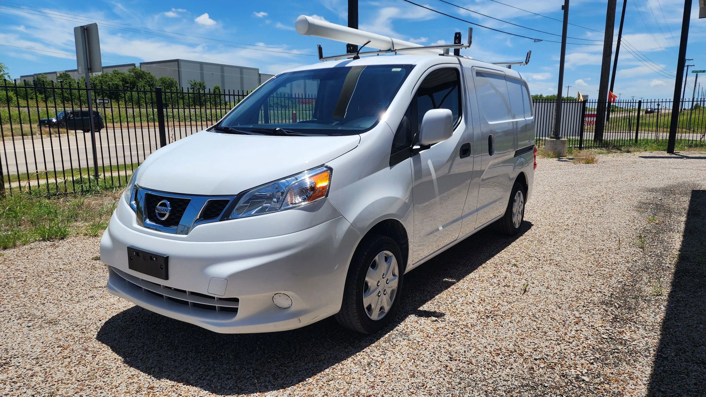 Used 2019 Nissan NV200 SV image 4