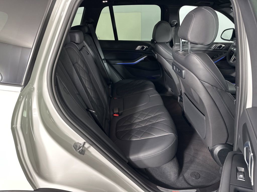 Certified 2023 BMW X5 xDrive40i w/ Premium Package AWD/4WD image 31