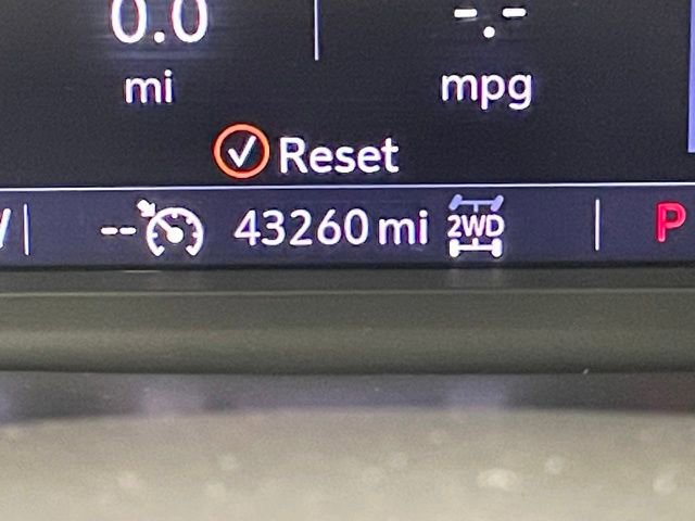 Used 2021 Chevrolet Silverado 1500 RST w/ All Star Edition Plus image 2