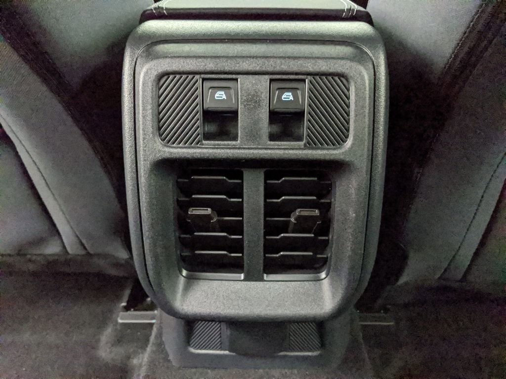 New 2025 Ford Bronco 4-Door image 19