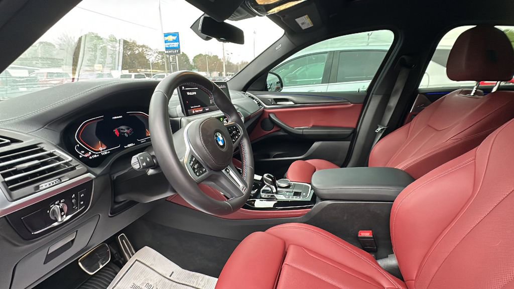 Used 2024 BMW X4 M40i w/ Premium Package image 11