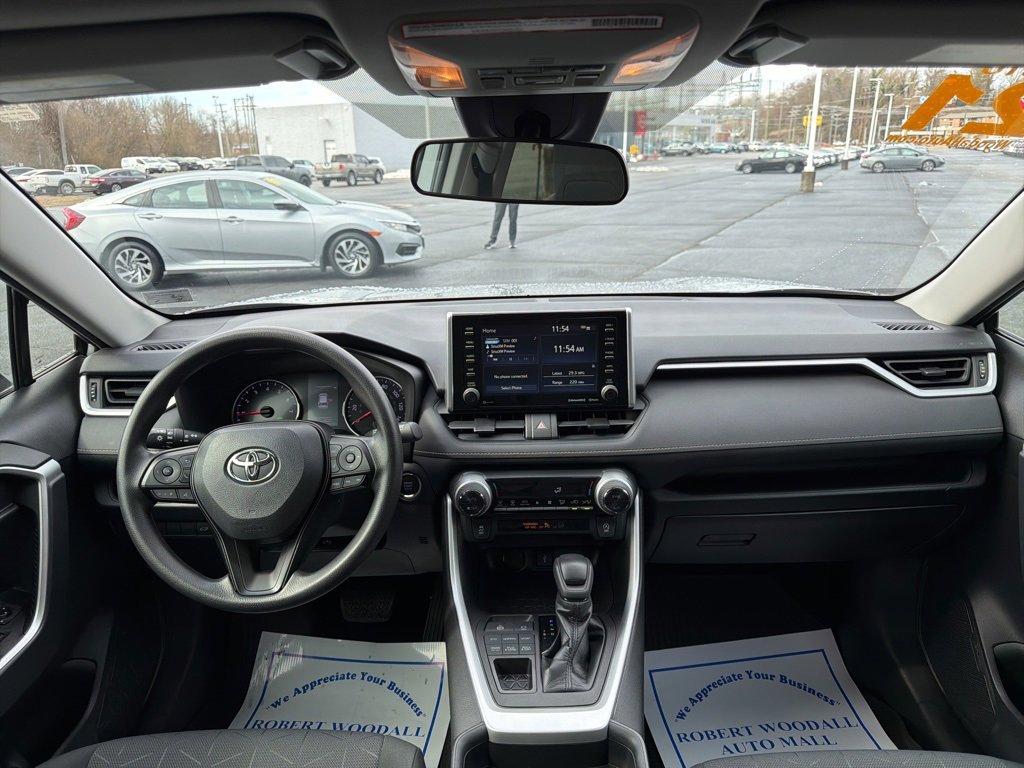 Used 2021 Toyota RAV4 XLE w/ Convenience Package image 15